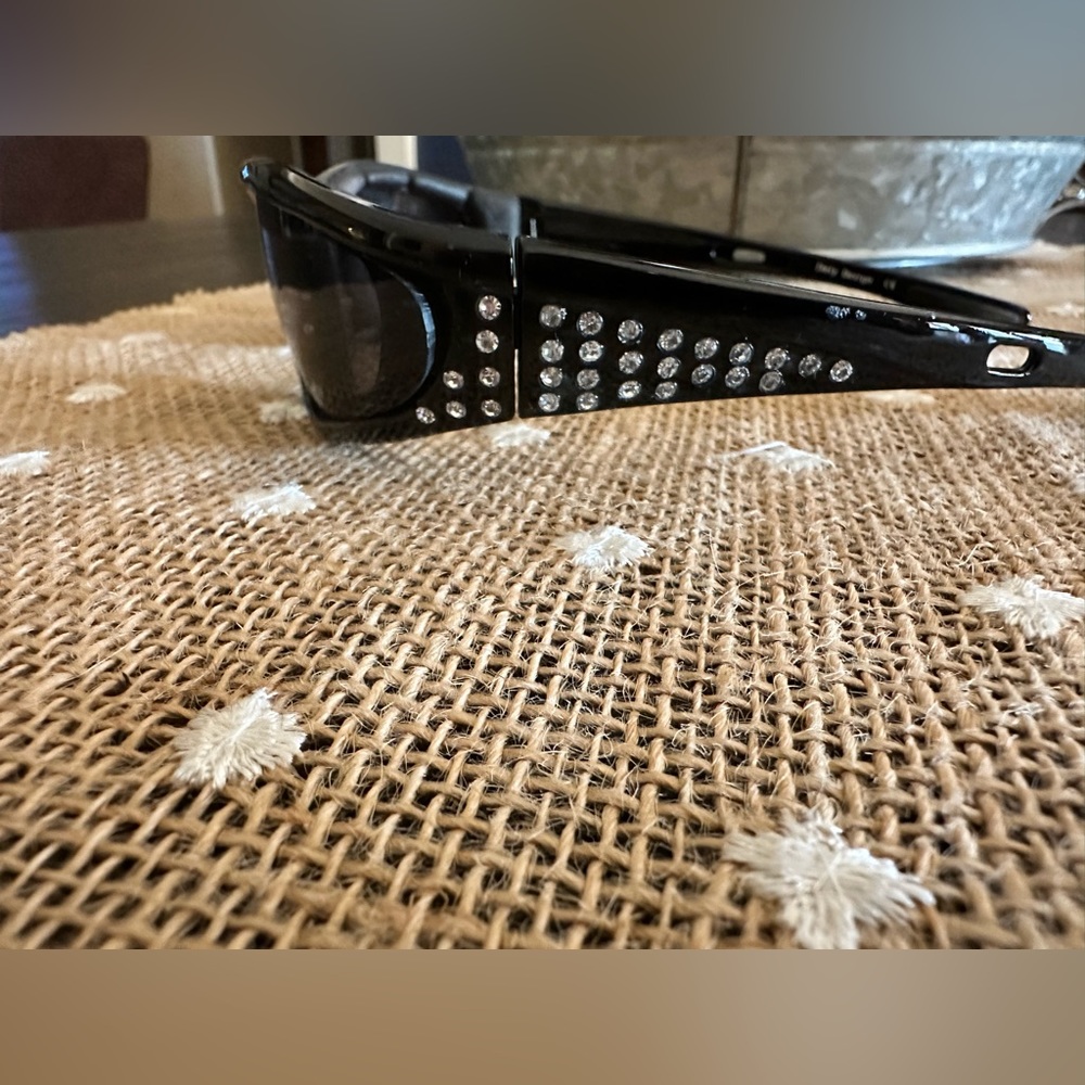 Rhinestone Riding Sunglasses - Picture 4 of 4
